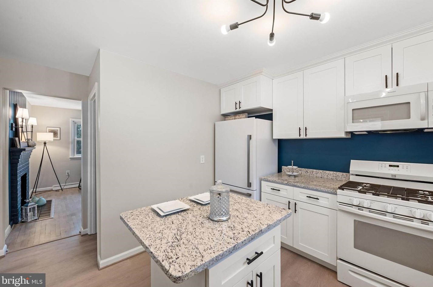 149 Fox Dr, Winchester VA  22601-3034 exterior