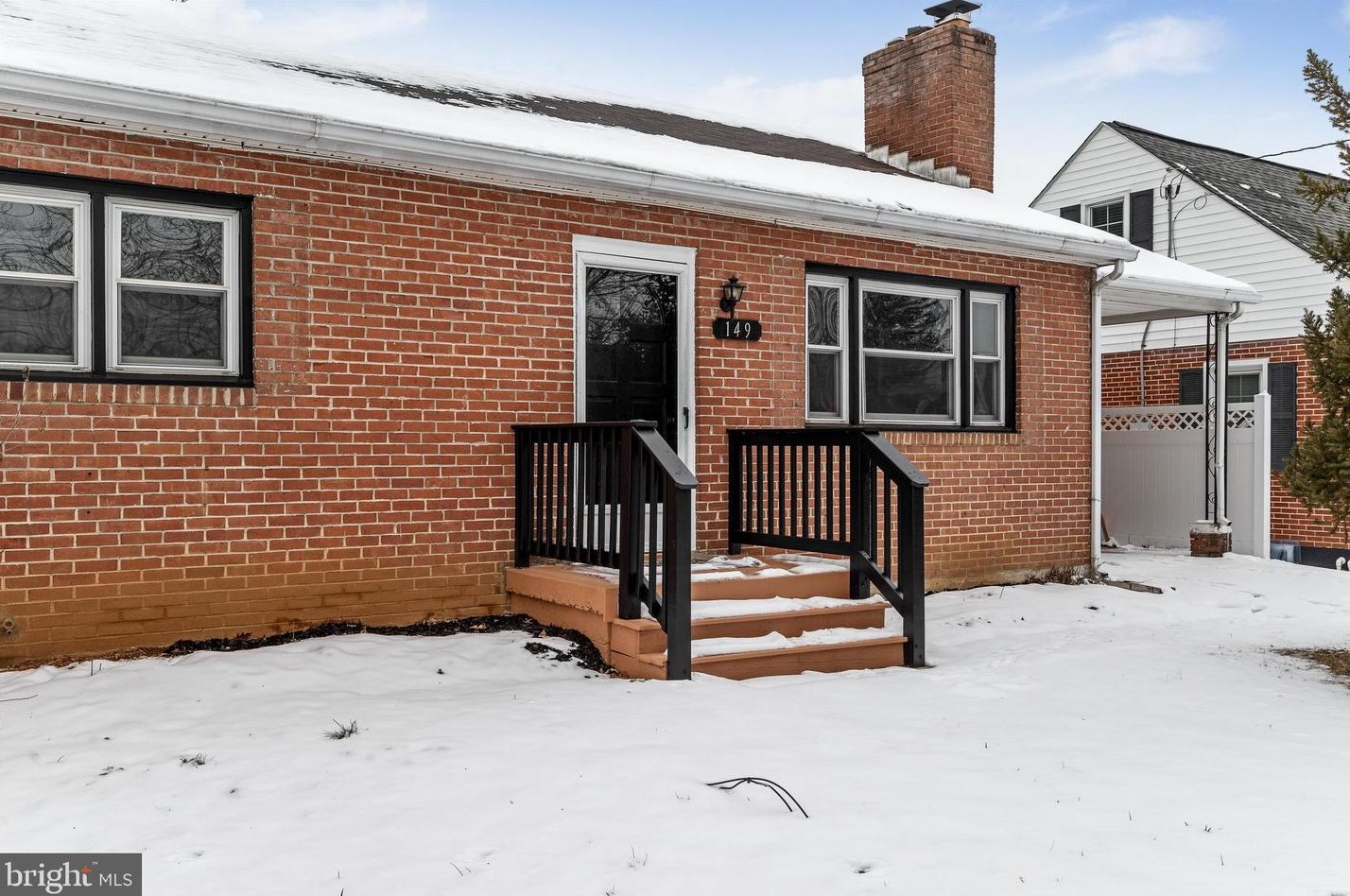 149 Fox Dr, Winchester VA  22601-3034 exterior