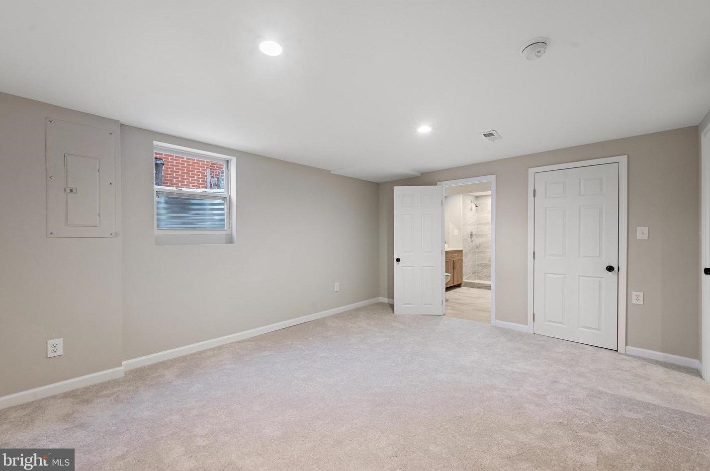 149 Fox Dr, Winchester VA  22601-3034 exterior