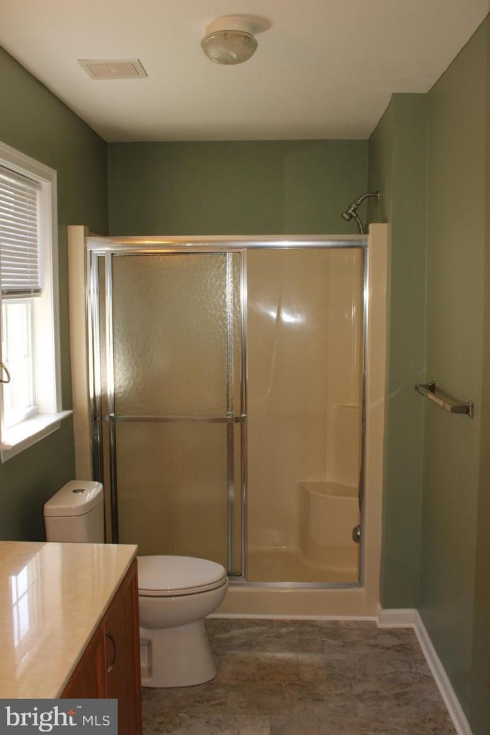 1815 Melvor Ln, Winchester VA  22601-6390 exterior