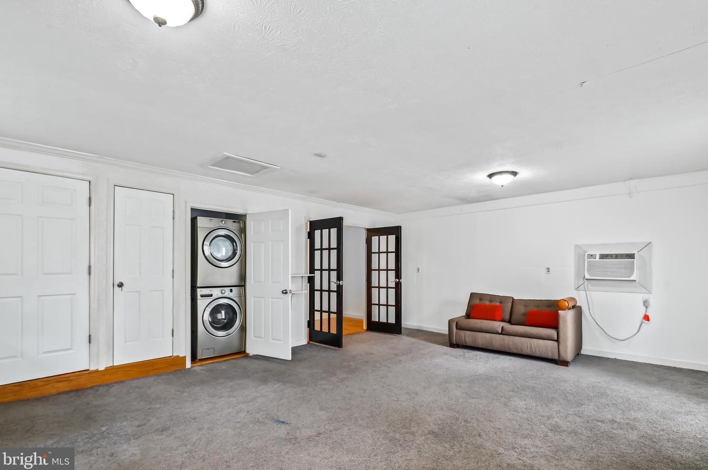 1531 Loudoun St, Winchester VA  22601-4421 exterior