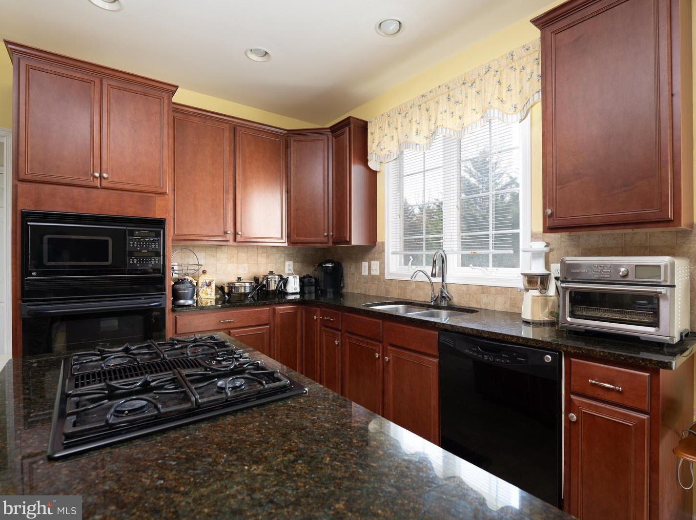 2313 Stoneridge Rd, Winchester VA  22601-2874 exterior