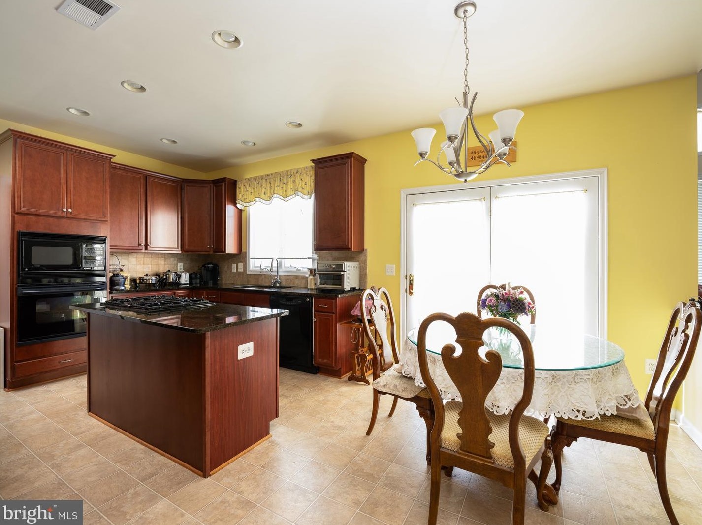 2313 Stoneridge Rd, Winchester VA  22601-2874 exterior