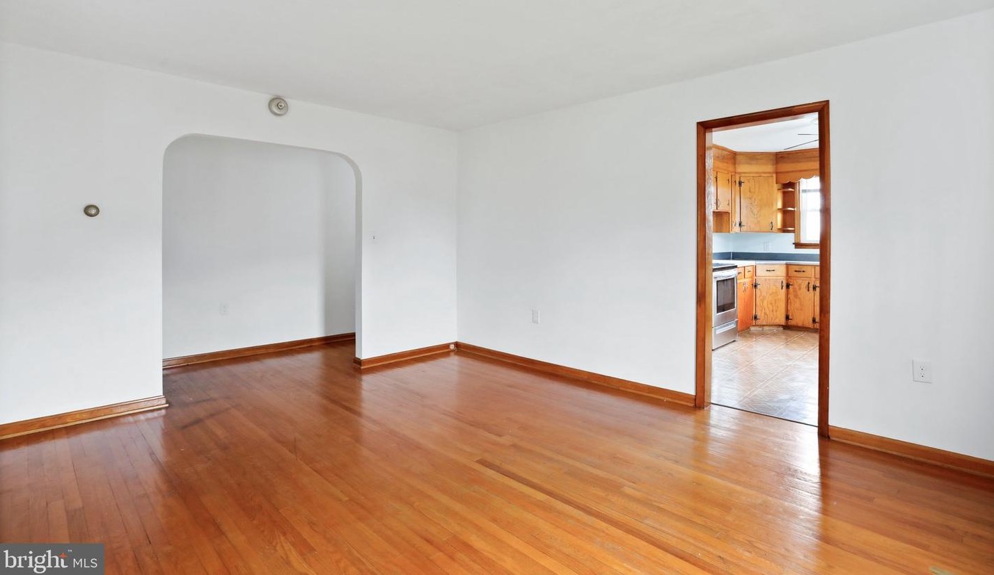 2428 Massanutten Ter, Winchester VA  22601-2750 exterior