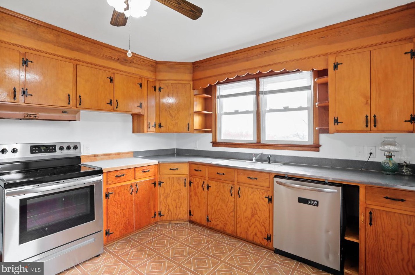 2428 Massanutten Ter, Winchester VA  22601-2750 exterior