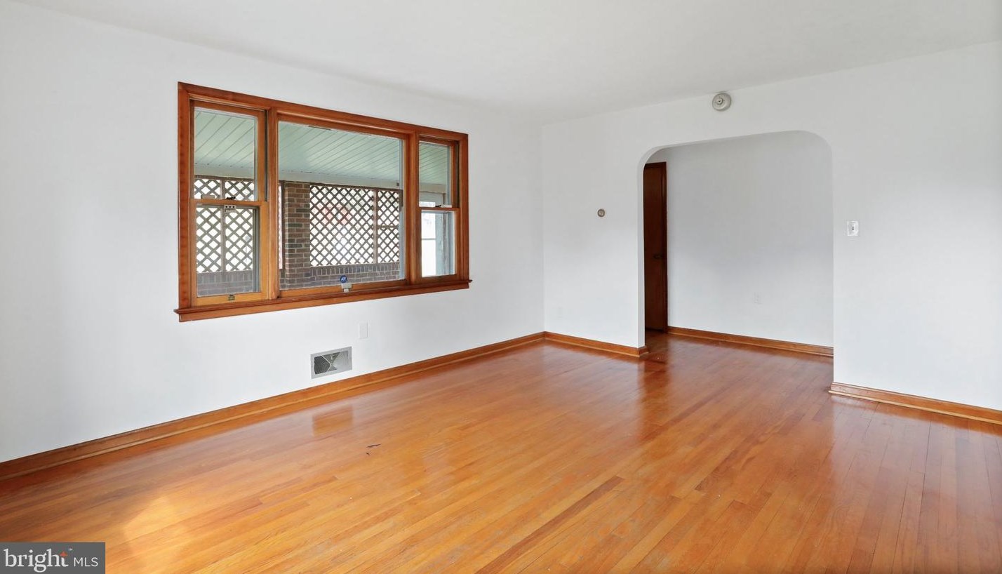 2428 Massanutten Ter, Winchester VA  22601-2750 exterior