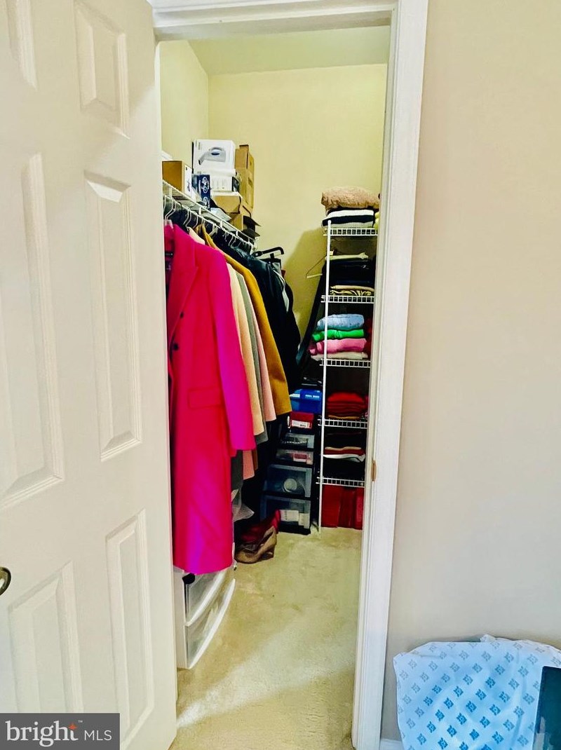 635 Beehive Way, Winchester VA  22601-6438 exterior