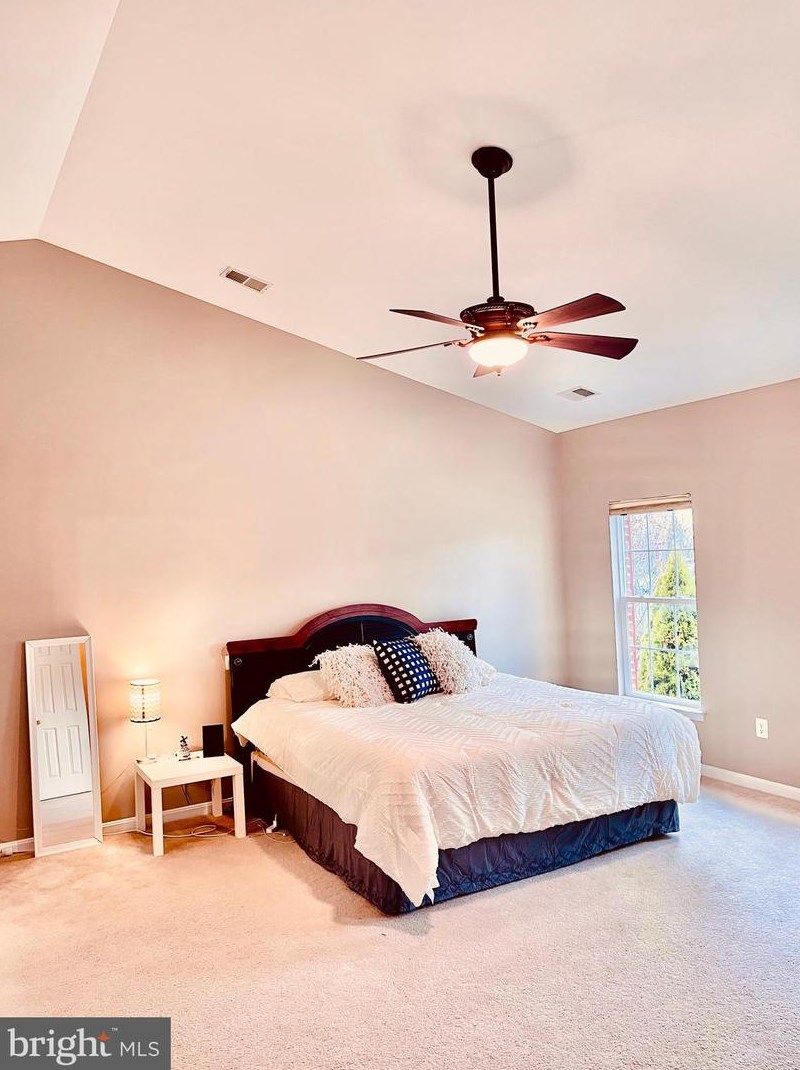 635 Beehive Way, Winchester VA  22601-6438 exterior