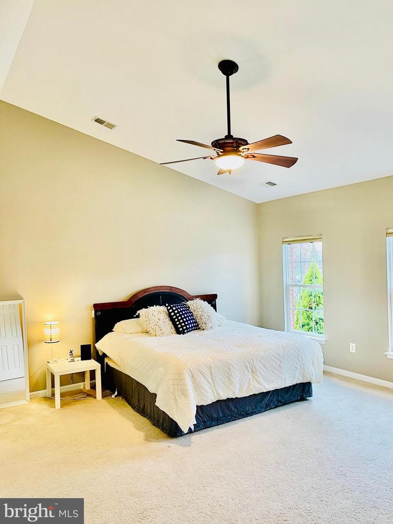 635 Beehive Way, Winchester VA  22601-6438 exterior