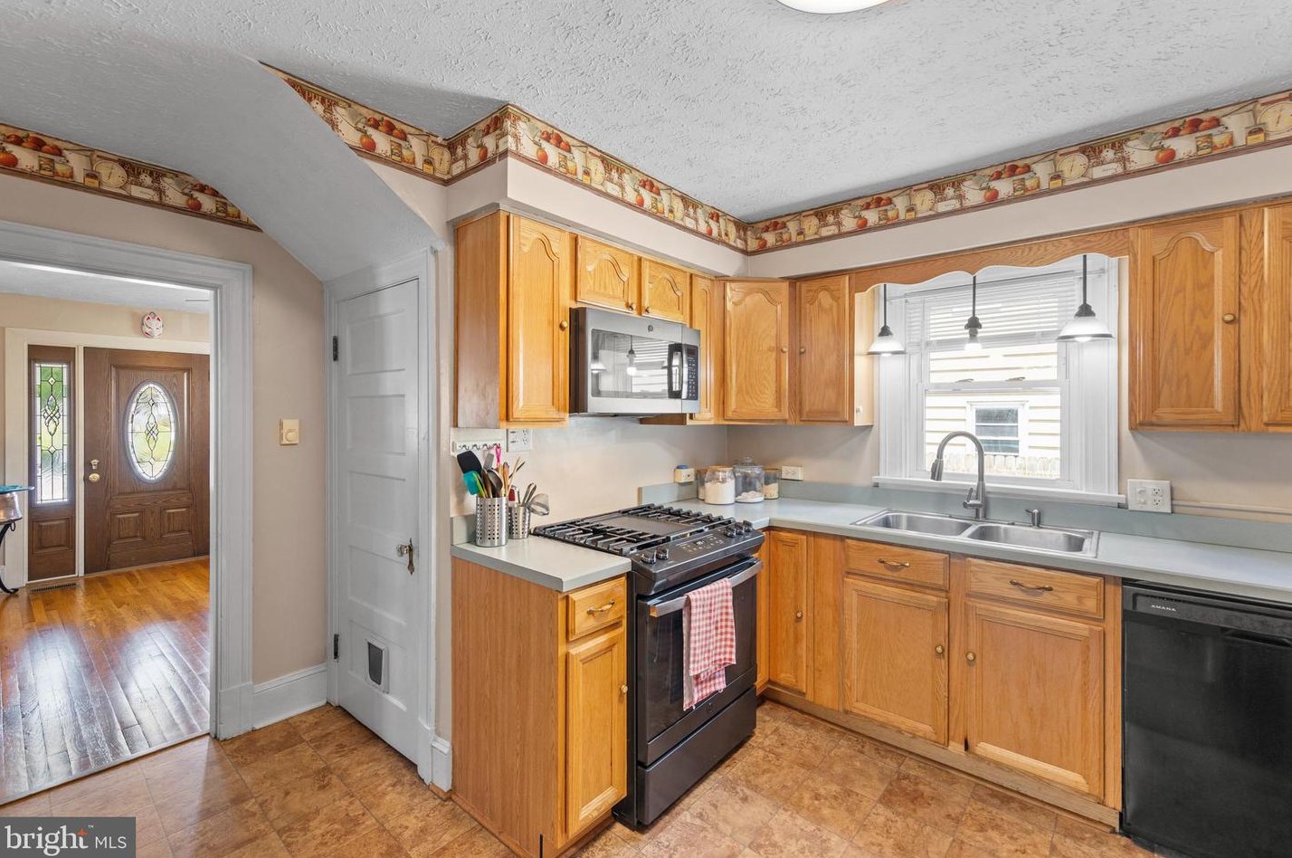 1122 Valley Ave, Winchester VA  22601-3757 exterior