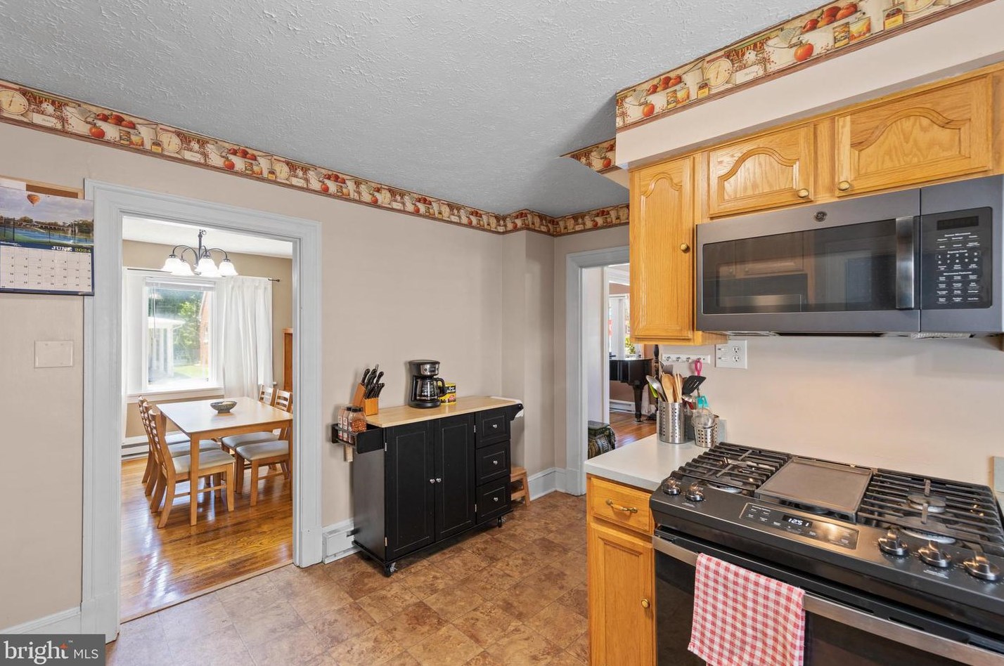 1122 Valley Ave, Winchester VA  22601-3757 exterior