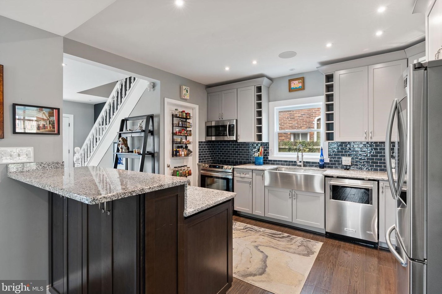 715 Washington St, Winchester VA  22601-3909 exterior