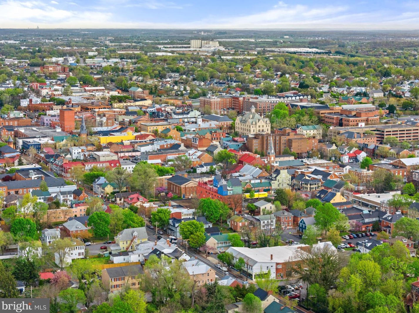 715 Washington St, Winchester VA  22601-3909 exterior