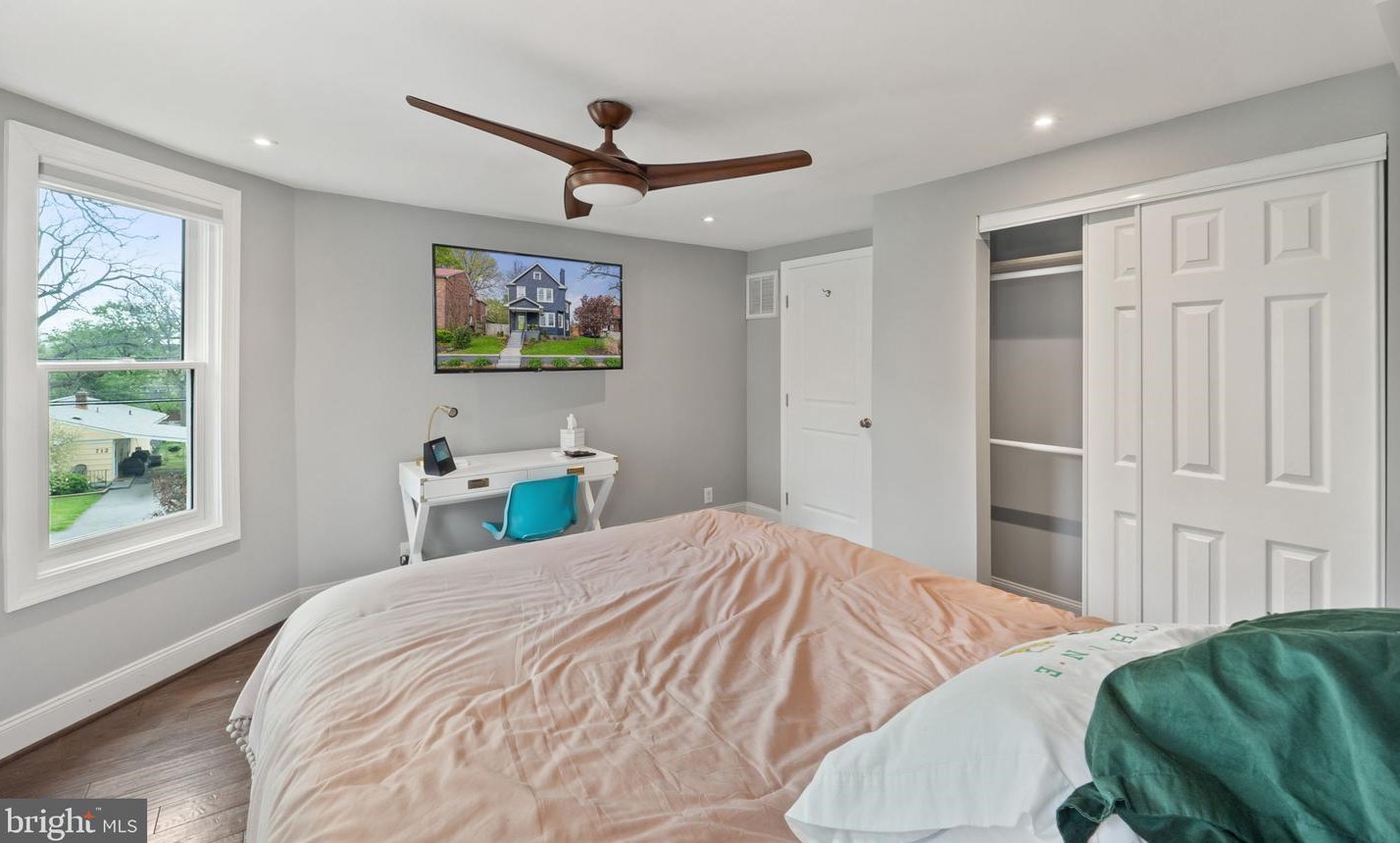 715 Washington St, Winchester VA  22601-3909 exterior