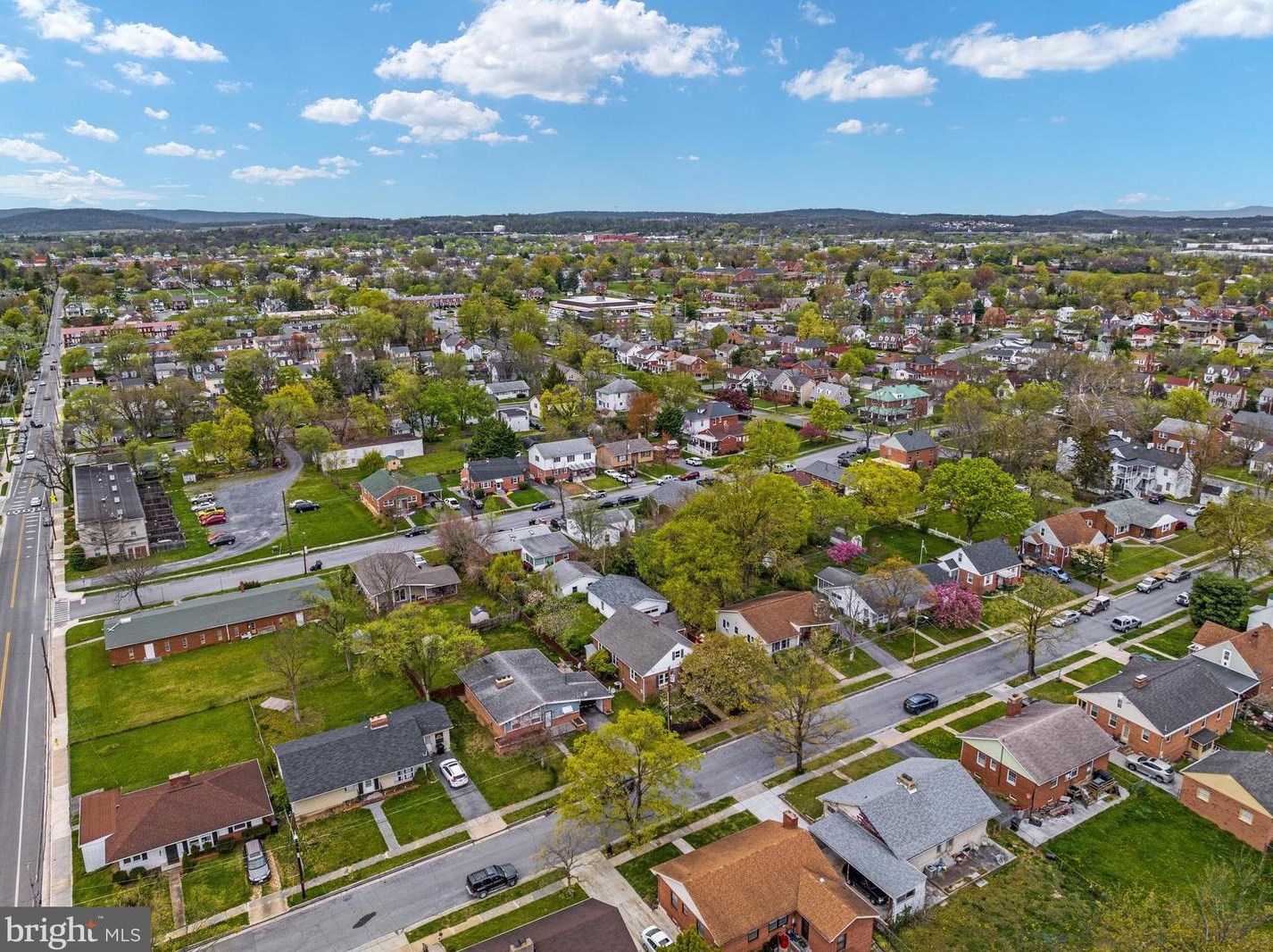 213 Molden Dr, Winchester VA  22601-5512 exterior