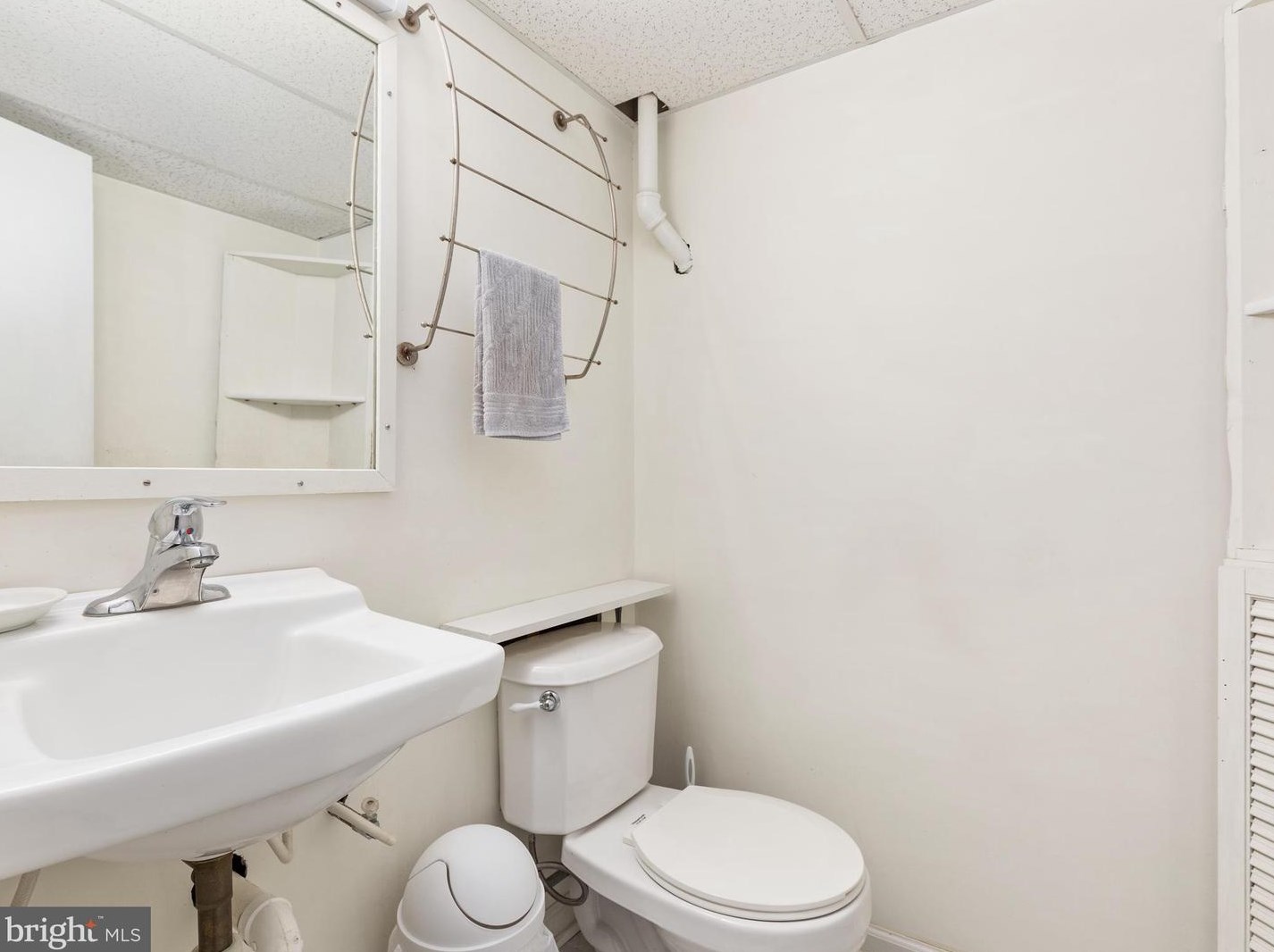 213 Molden Dr, Winchester VA  22601-5512 exterior