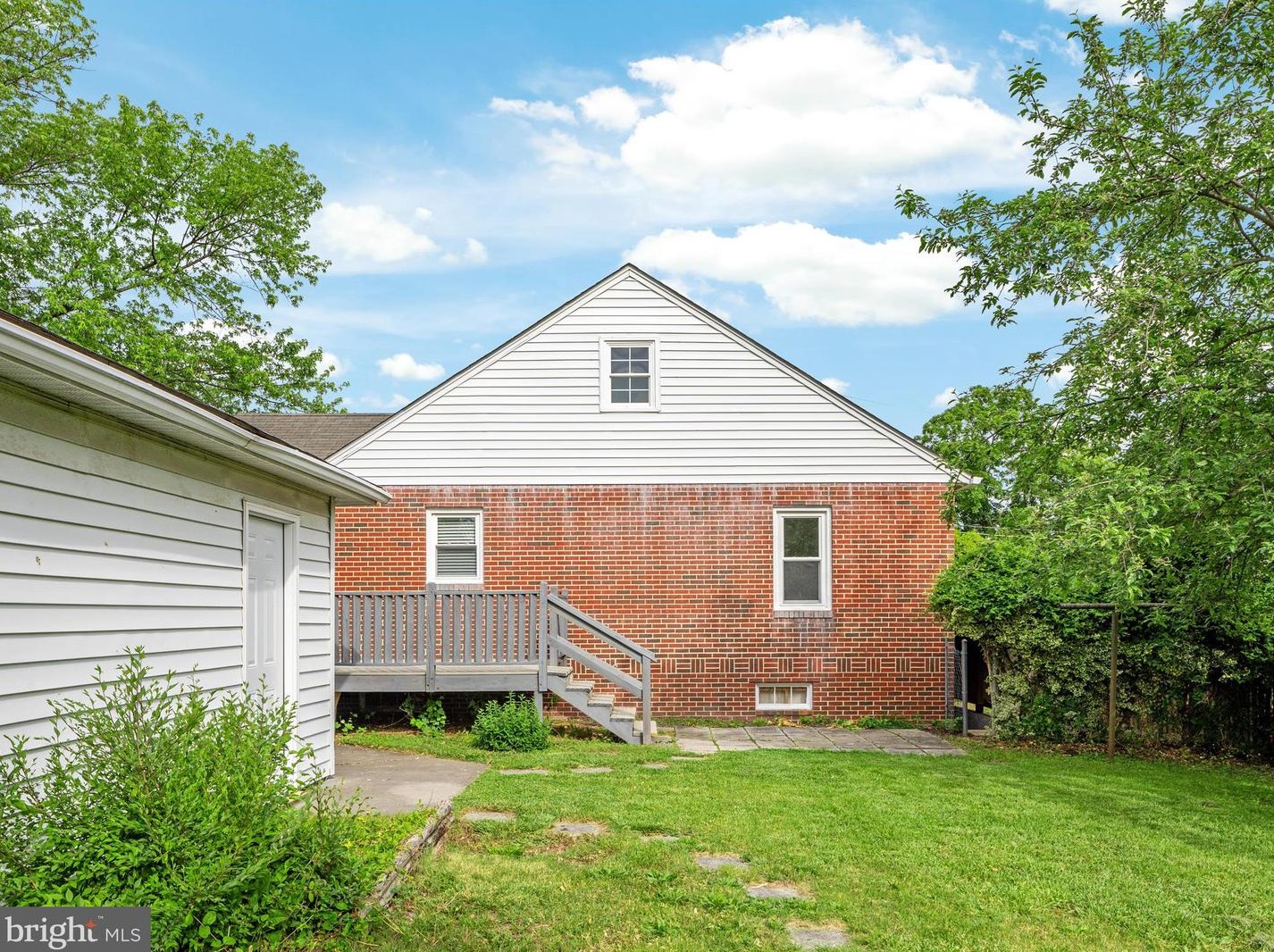 213 Molden Dr, Winchester VA  22601-5512 exterior