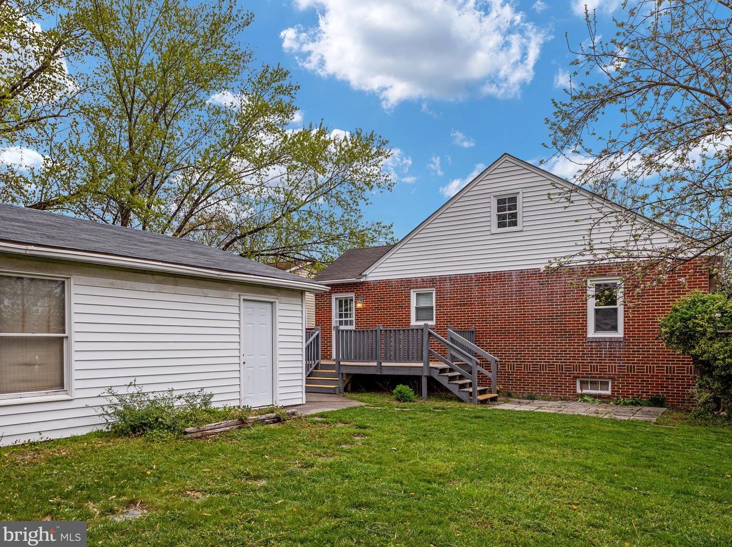 213 Molden Dr, Winchester VA  22601-5512 exterior