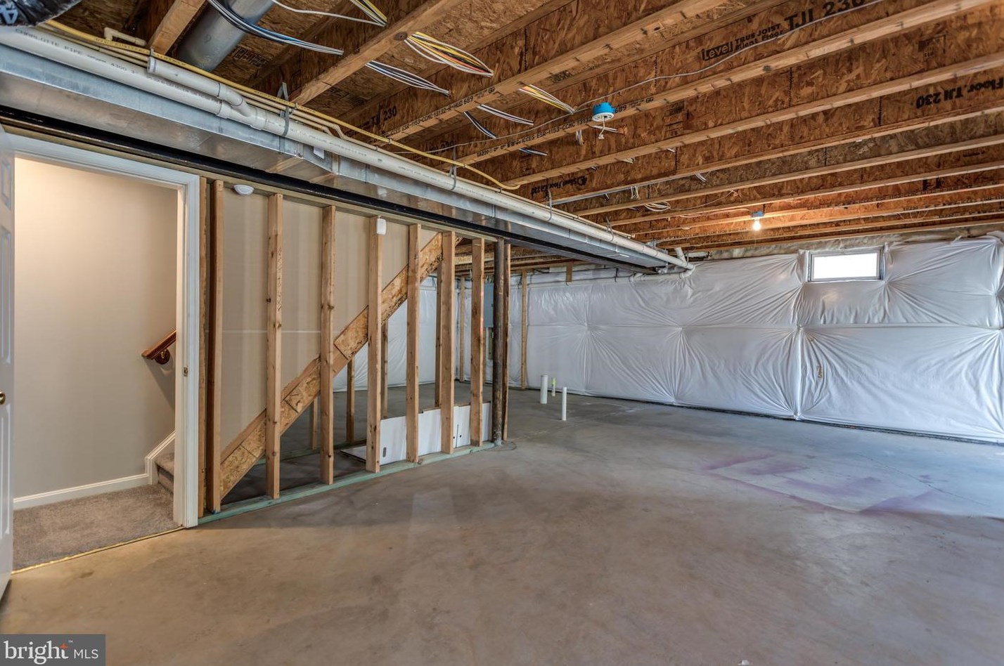 655 Beehive Way, Winchester VA  22601-6438 exterior