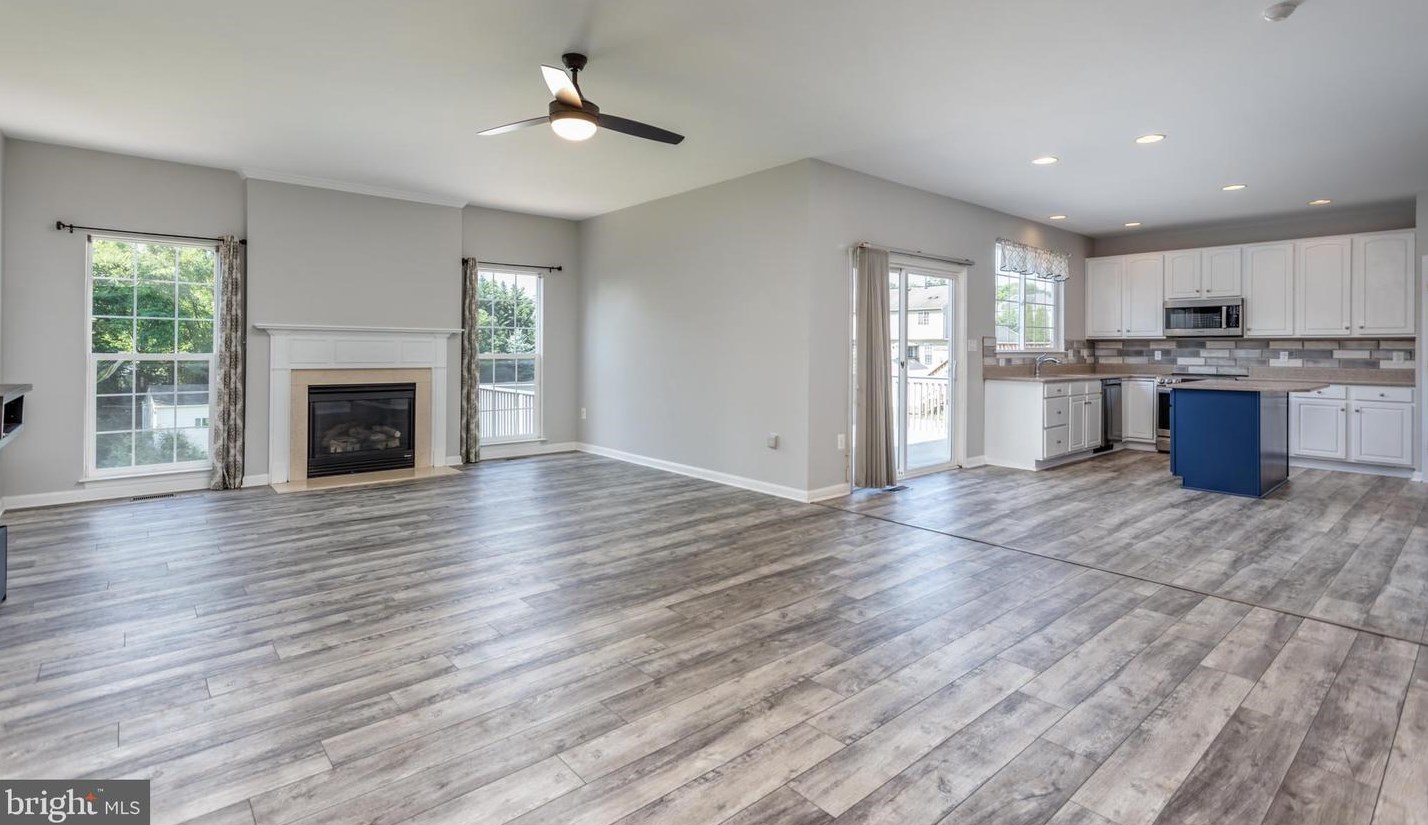 655 Beehive Way, Winchester VA  22601-6438 exterior