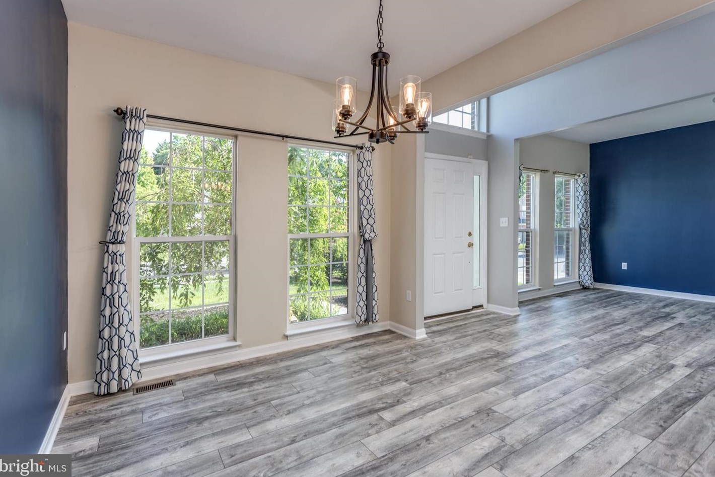 655 Beehive Way, Winchester VA  22601-6438 exterior