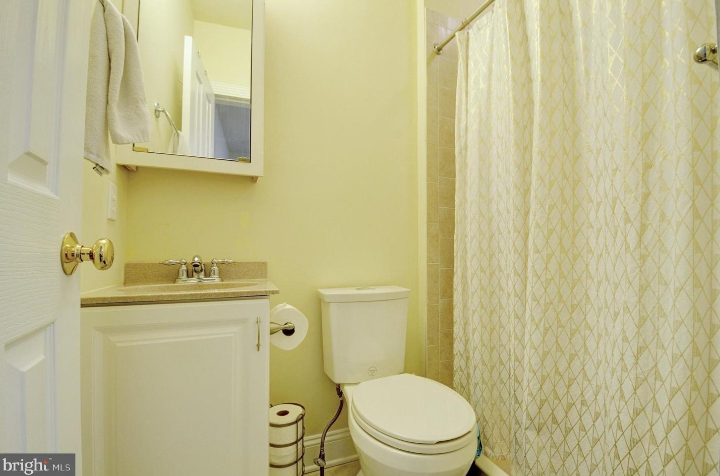 214 Kent St, Winchester VA 22601-5345 exterior