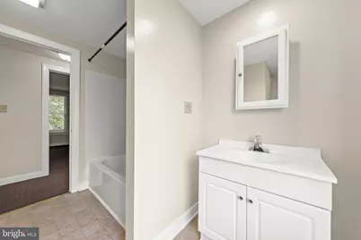106 W Southwerk Street, Winchester, VA 22601 - Photo 9