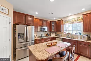 800 Lake Dr, Winchester, VA 22601 - Photo 11