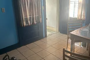 21 E Germain St, Winchester, VA 22601 - Photo 3