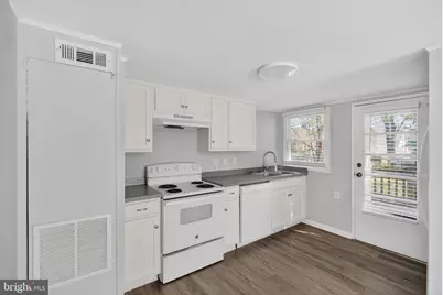 208 Shenandoah Avenue, Winchester, VA 22601 - Photo 7