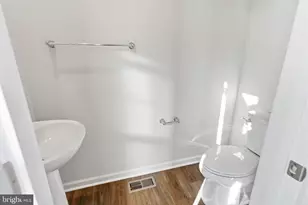 230 Monteith Dr, Winchester, VA 22601 - Photo 9