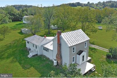 100 Shady Lane - Photo 1