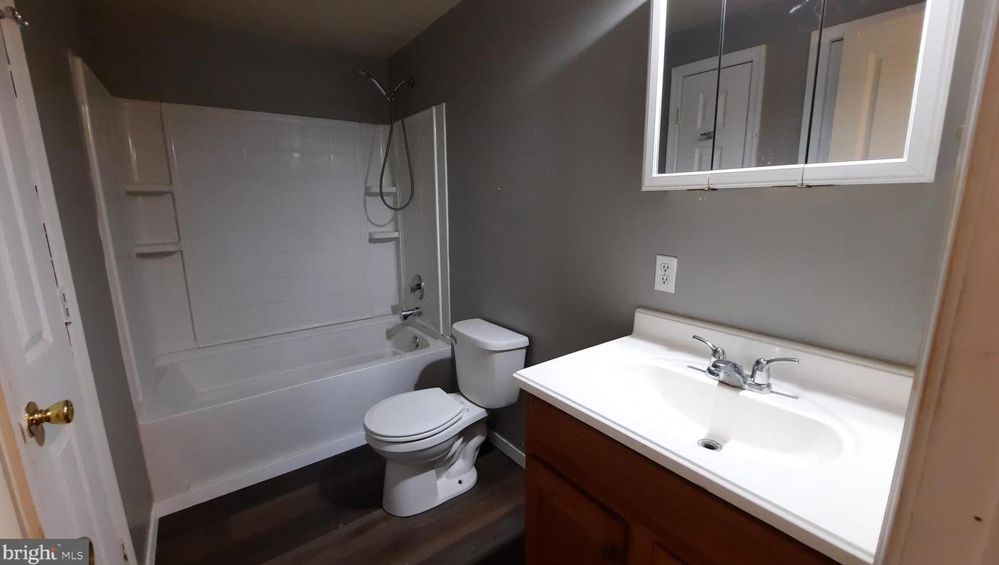 1416 Shenandoah Ave, Front Royal VA  22630-3647 exterior