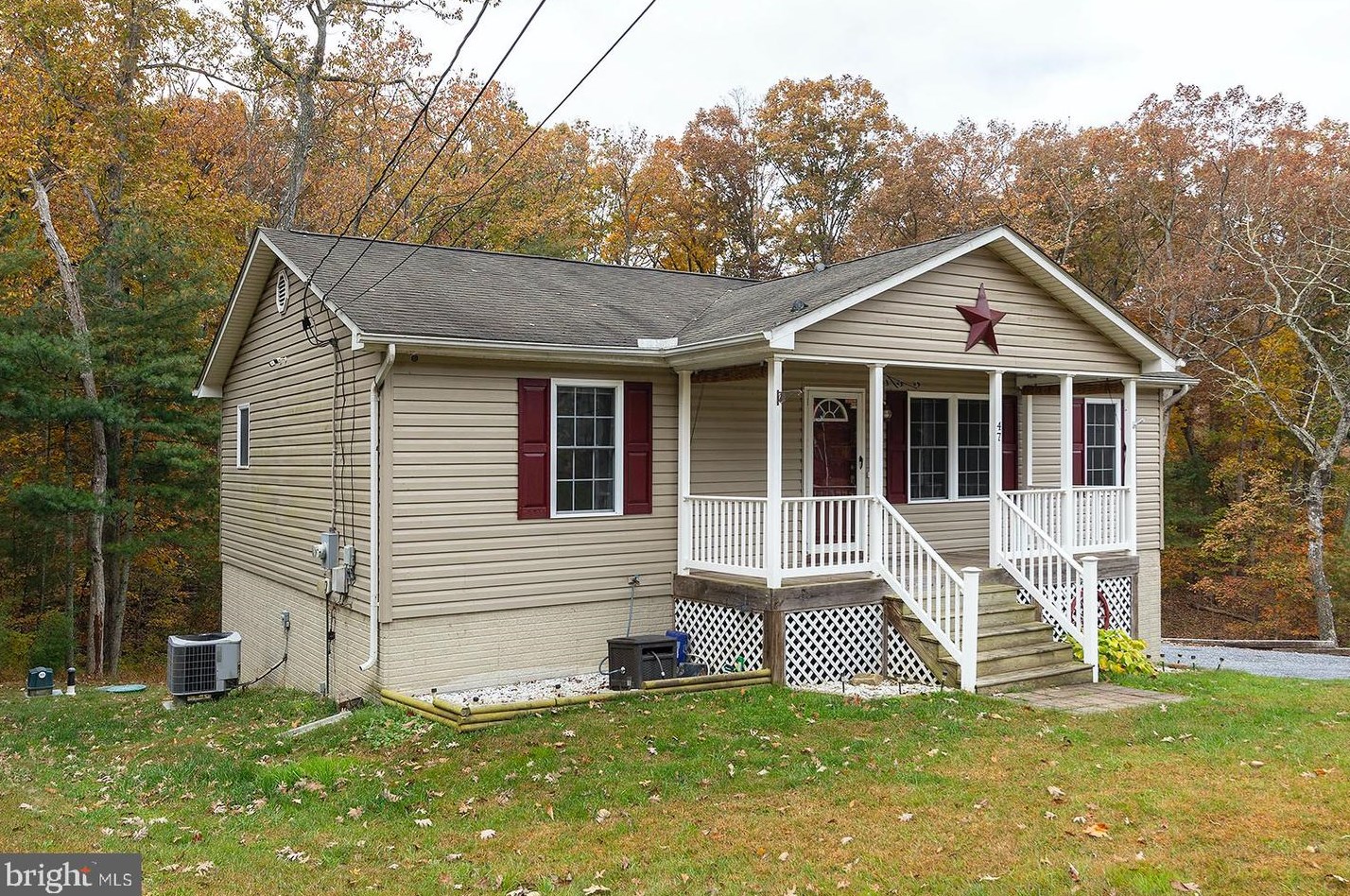 47 Willow Rd, Front Royal VA  22630-8984 exterior