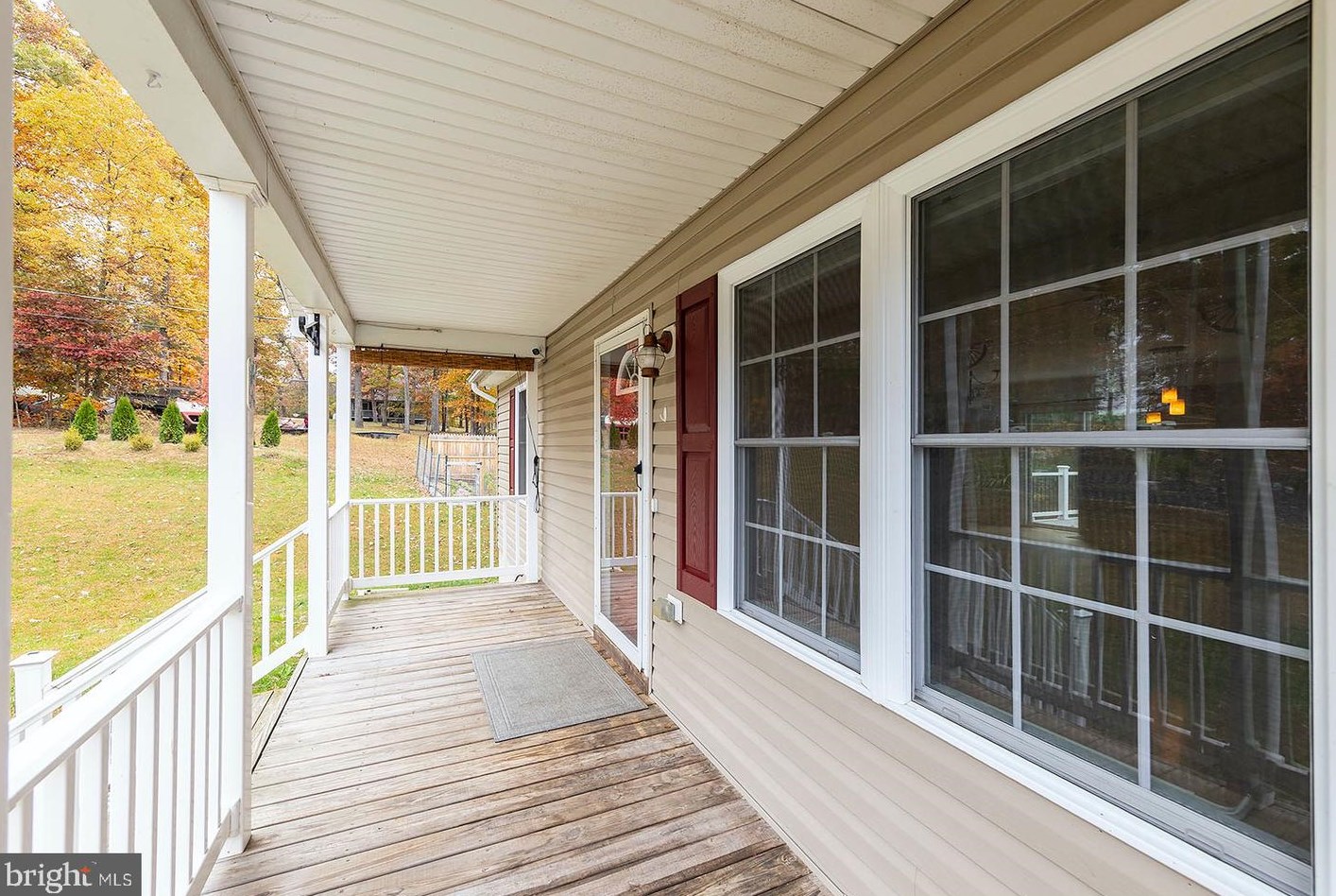 47 Willow Rd, Front Royal VA  22630-8984 exterior