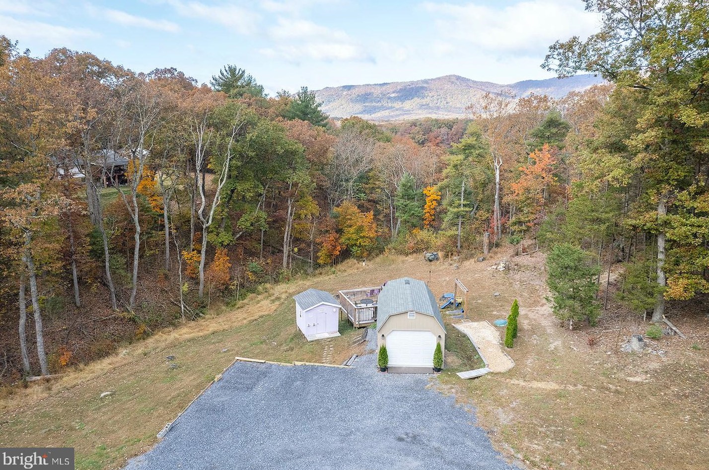 47 Willow Rd, Front Royal VA  22630-8984 exterior