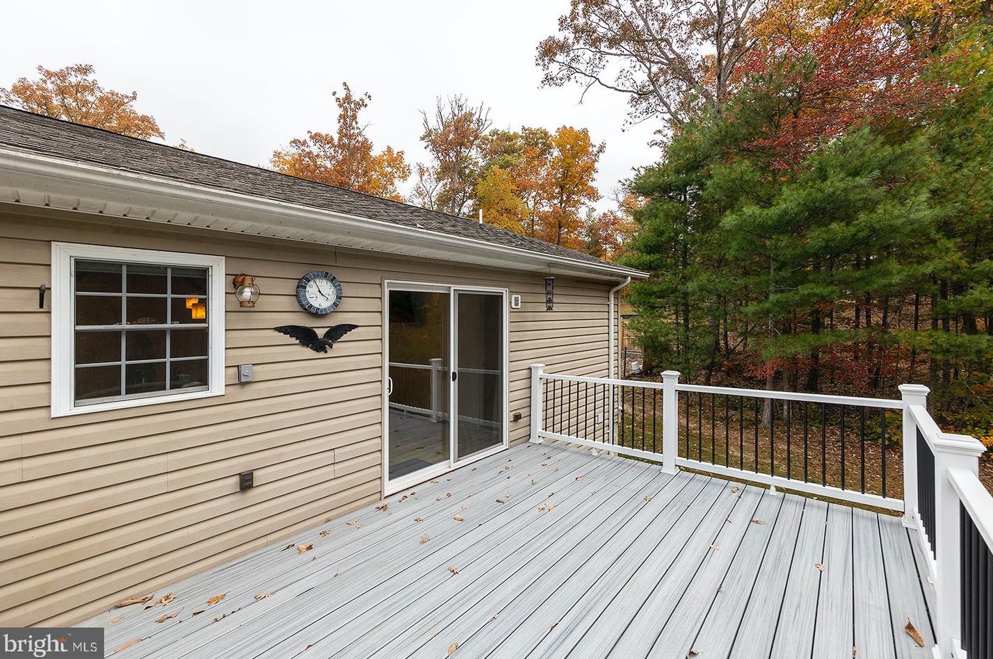 47 Willow Rd, Front Royal VA  22630-8984 exterior