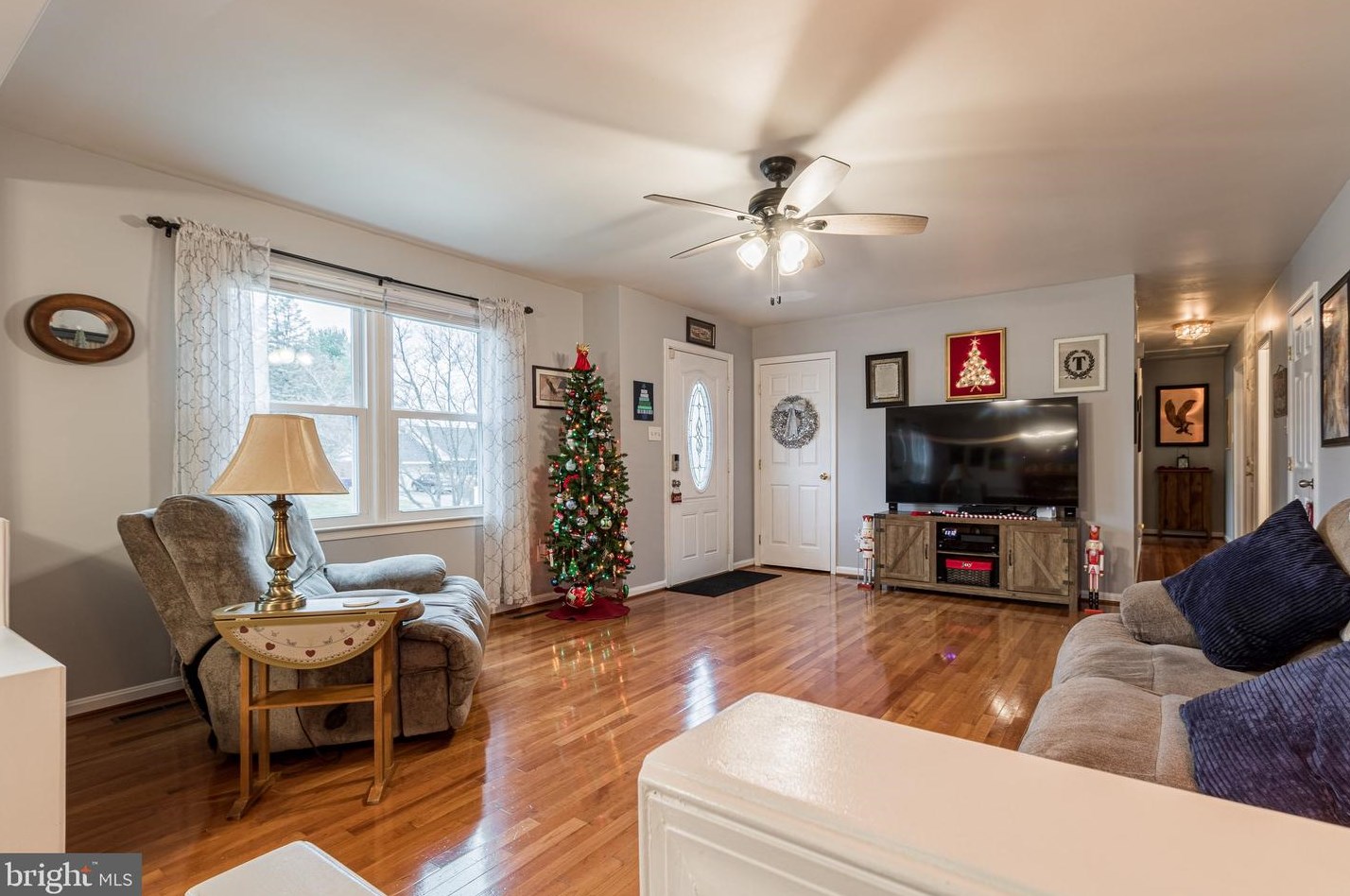 612 Meadow Ln, Front Royal VA  22630-5320 exterior