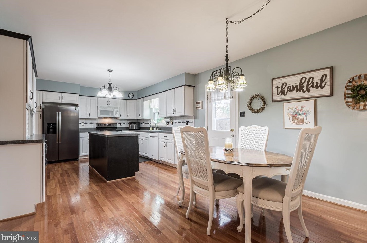 612 Meadow Ln, Front Royal VA  22630-5320 exterior