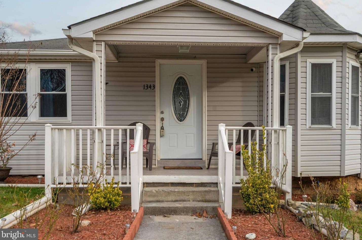 1343 Warren Ave, Front Royal VA  22630-4162 exterior