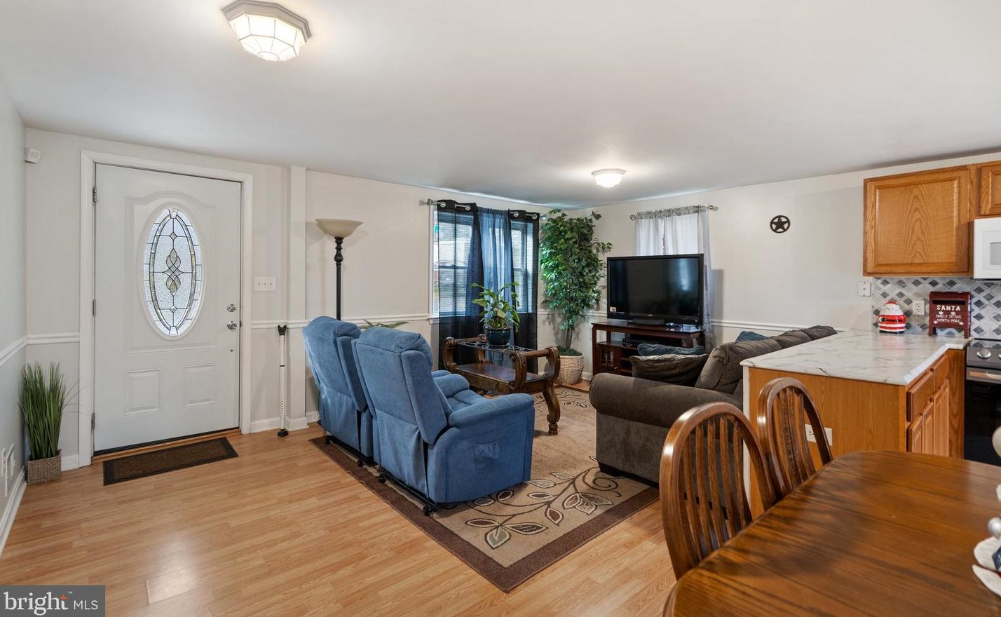 1343 Warren Ave, Front Royal VA  22630-4162 exterior