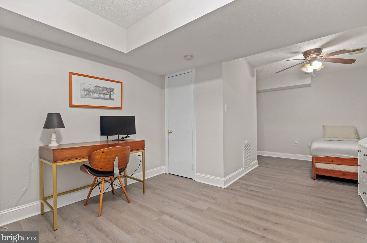 499 Rome Beauty Dr, Linden VA  22642-6441 exterior