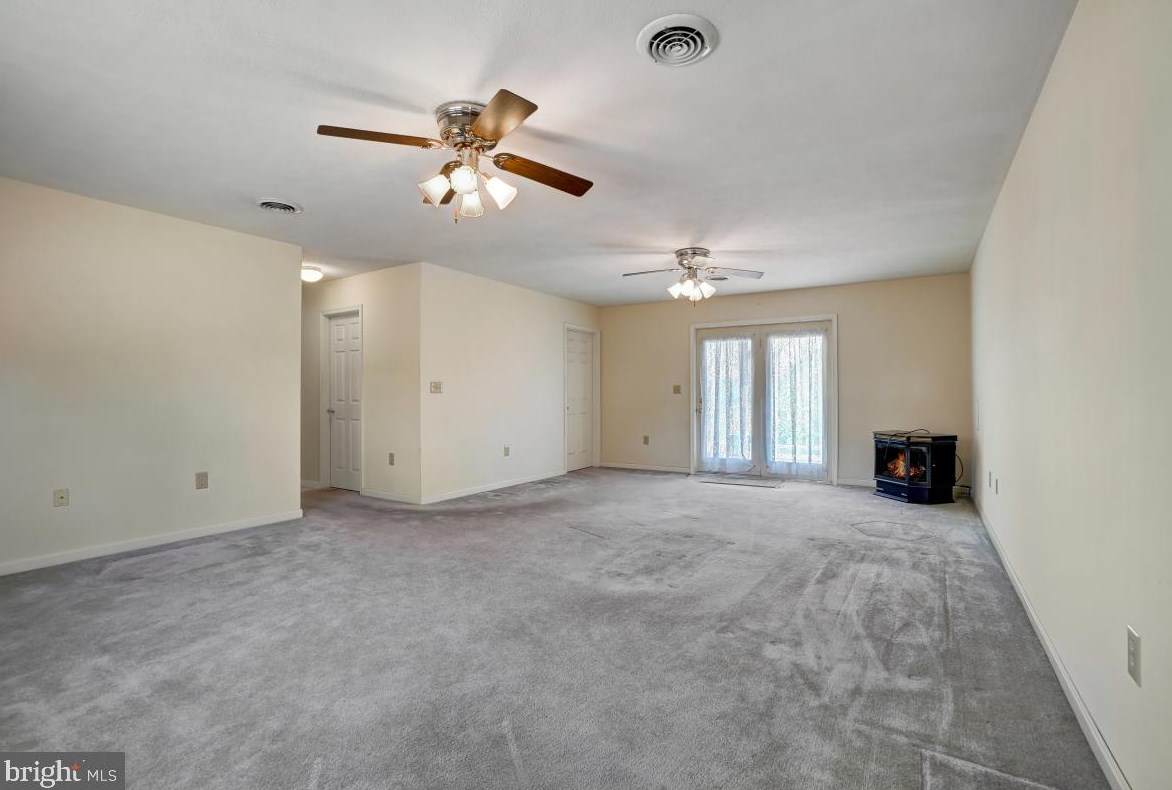 1141 Kesler Rd, Front Royal VA  22630-4661 exterior