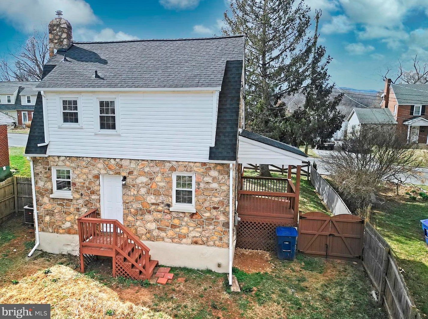 417 Kerfoot Ave, Front Royal VA  22630-2421 exterior