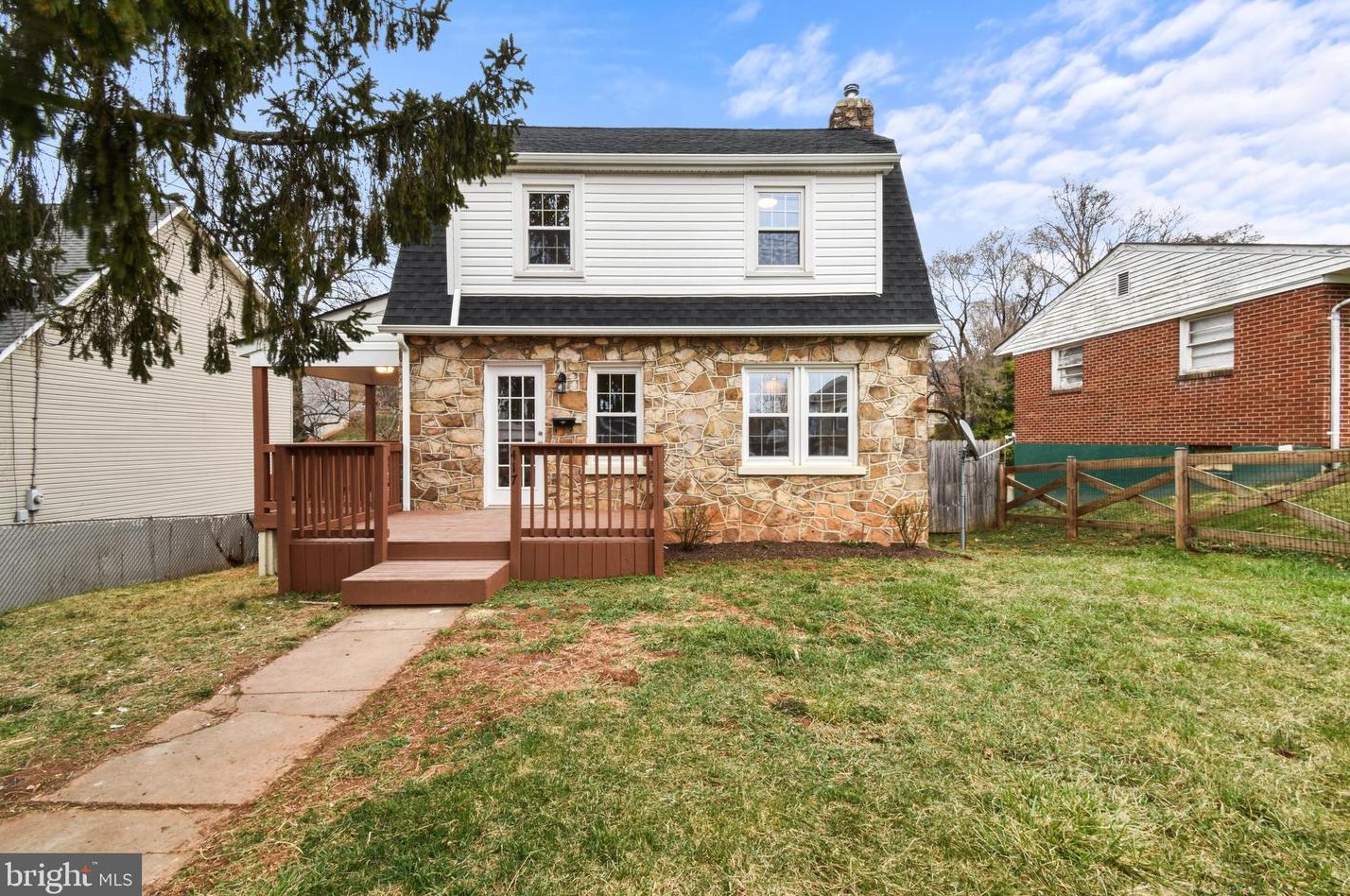 417 Kerfoot Ave, Front Royal VA  22630-2421 exterior