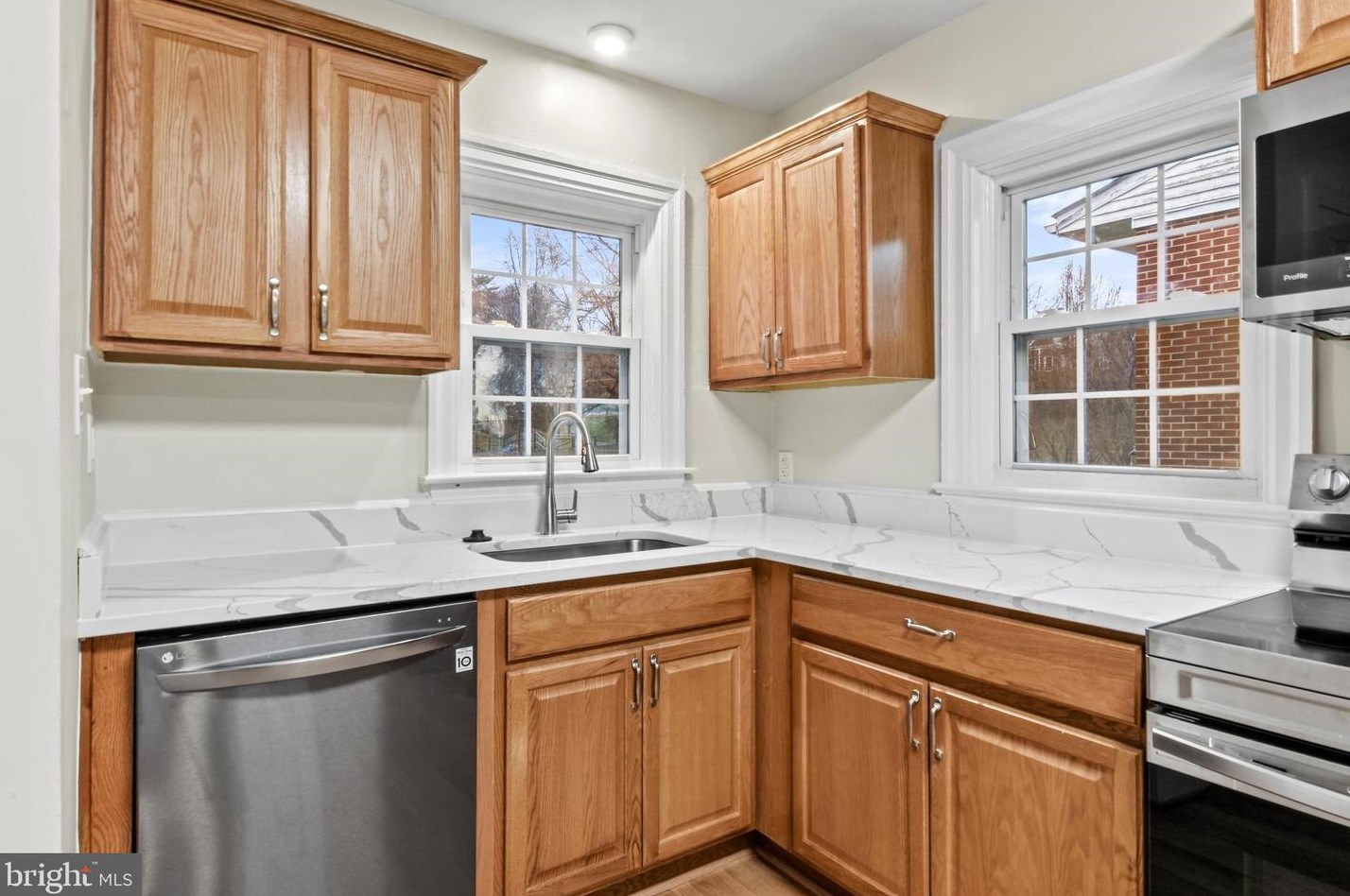 417 Kerfoot Ave, Front Royal VA  22630-2421 exterior