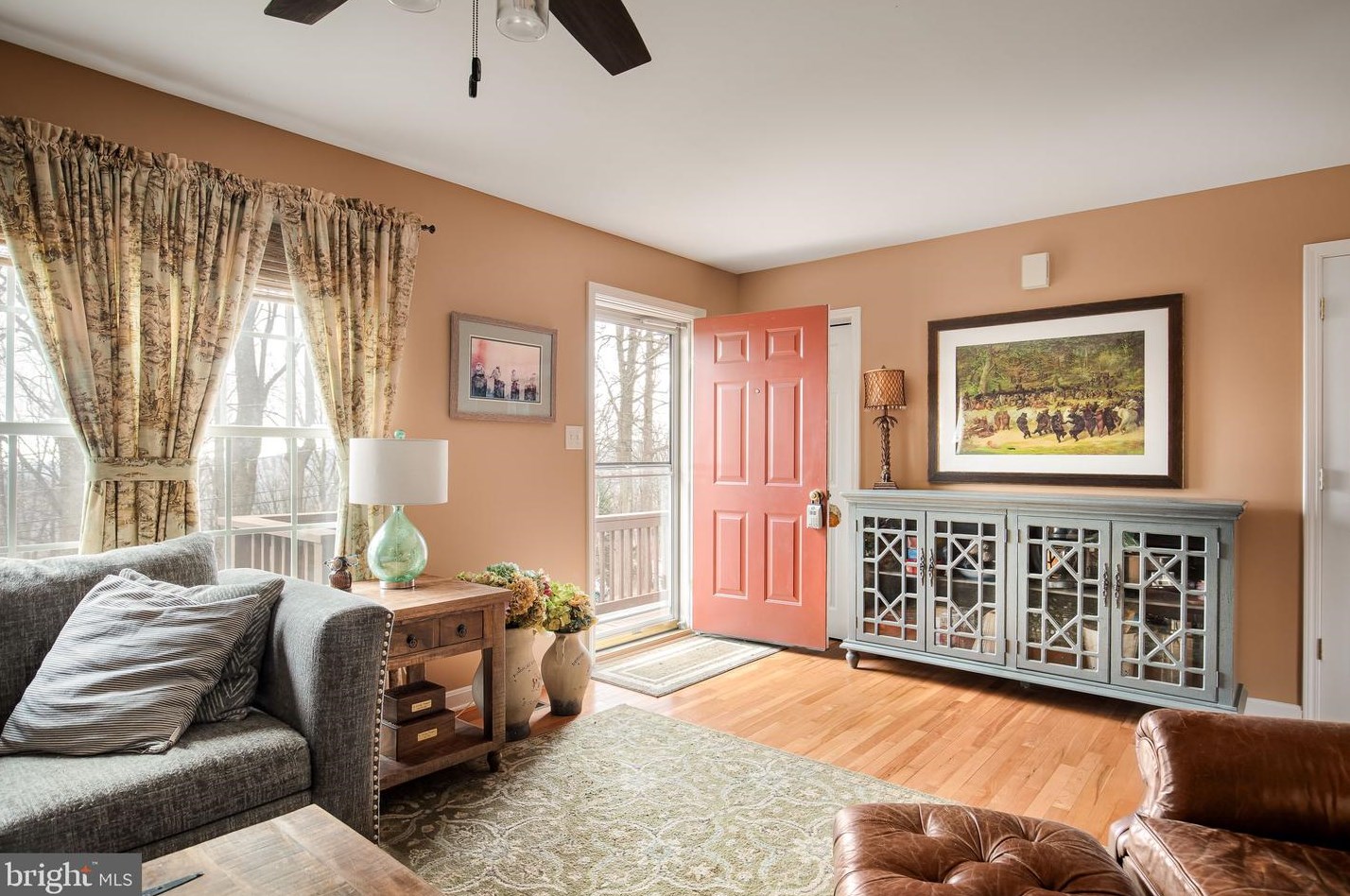 72 Pocahontas Rd, Front Royal VA  22630-5712 exterior