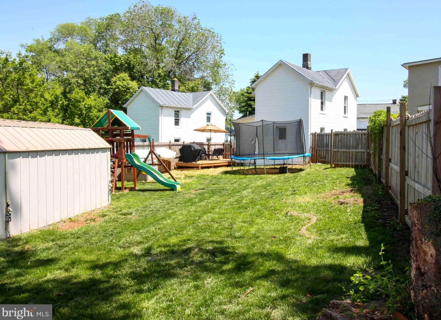315 Pine St, Front Royal VA  22630-3121 exterior
