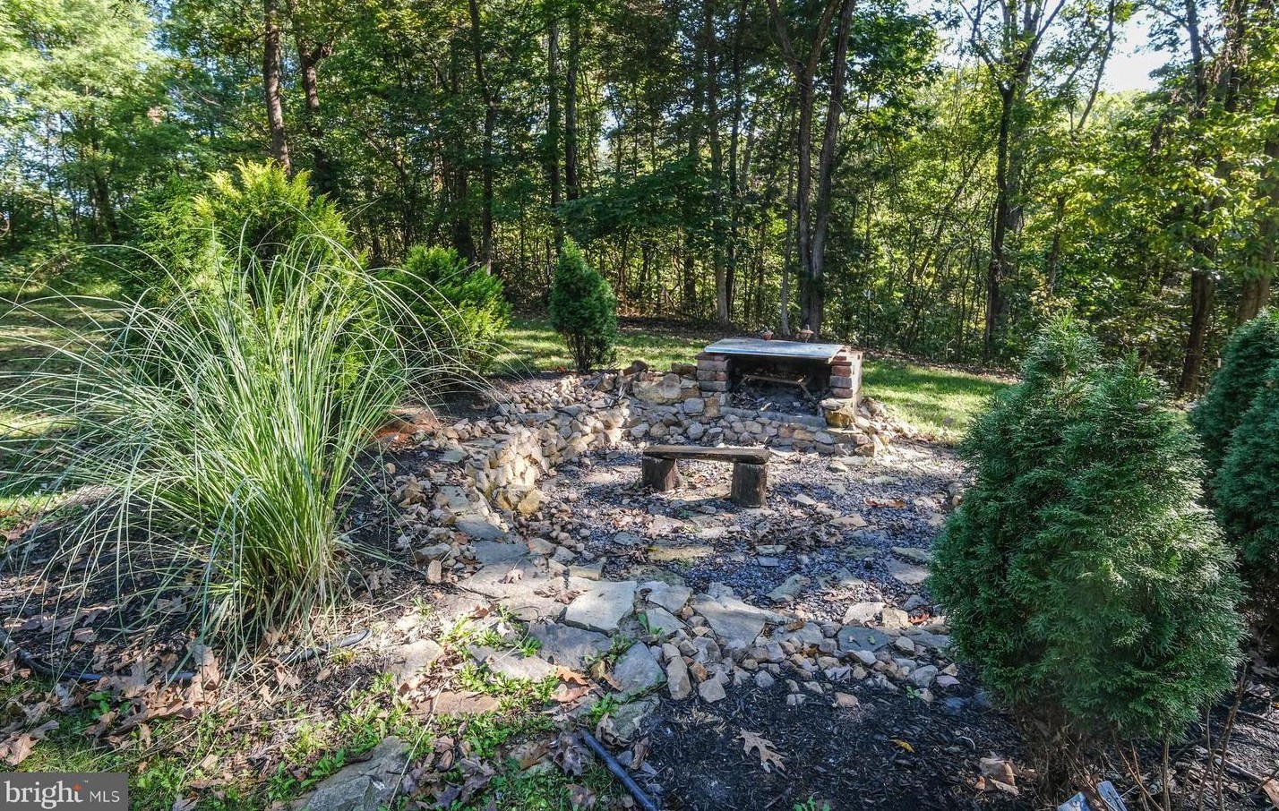 8370 Stonewall Jackson Hwy, Front Royal VA  22630-4947 exterior