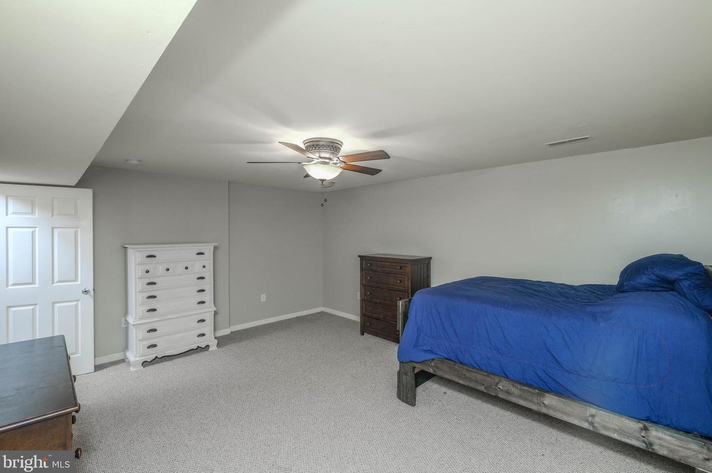 8370 Stonewall Jackson Hwy, Front Royal VA  22630-4947 exterior
